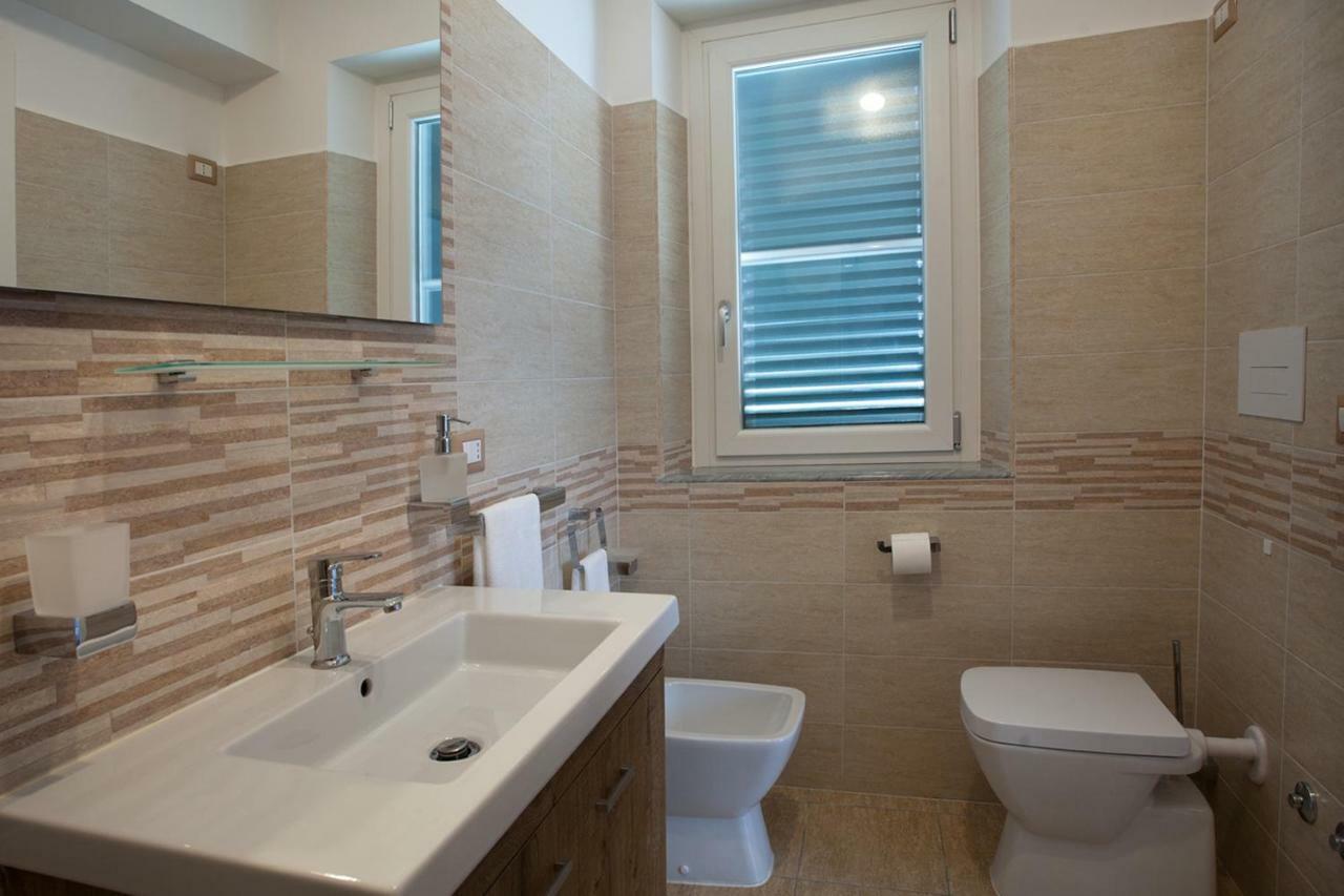 B&B A Due Passi Dal Mare Катона Экстерьер фото